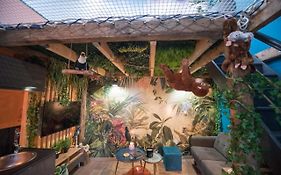 JUNGLE ROOM évadez vous cosy luxe gare autoroute